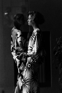 Cathy_Gallagher_Versace_Resort_1984_033.jpg