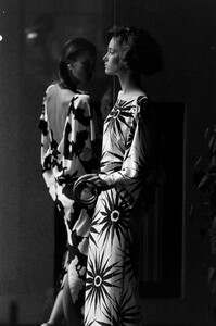 Cathy_Gallagher_Versace_Resort_1984_036.jpg