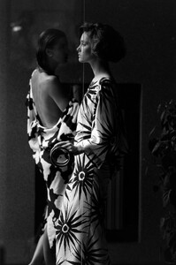 Cathy_Gallagher_Versace_Resort_1984_040.jpg