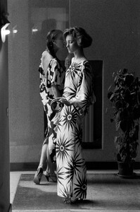 Cathy_Gallagher_Versace_Resort_1984_051.jpg