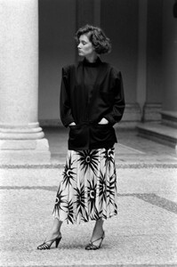 Cathy_Gallagher_Versace_Resort_1984_060.jpg