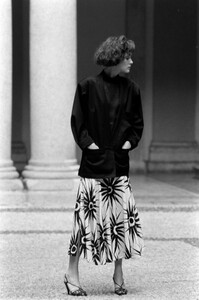 Cathy_Gallagher_Versace_Resort_1984_069.jpg