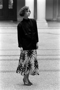 Cathy_Gallagher_Versace_Resort_1984_078.jpg
