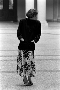 Cathy_Gallagher_Versace_Resort_1984_087.jpg