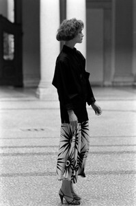 Cathy_Gallagher_Versace_Resort_1984_101.jpg