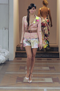 ChristianLacroix2005WomenSS1.thumb.jpg.9870a1f7c575c2eec37ffcf2292ff970.jpg