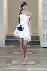 ChristianLacroix2005WomenSS5.thumb.jpg.9be3ba7850029e3fd80b4fab2d0962d6.jpg