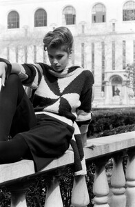 Cindy_Crawford_Perry_Ellis_FW1986_049.jpg