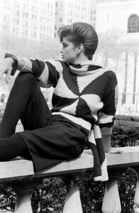 Cindy_Crawford_Perry_Ellis_FW1986_058.jpg