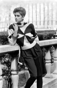 Cindy_Crawford_Perry_Ellis_FW1986_059.jpg