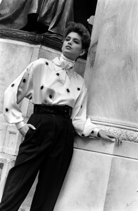 Cindy_Crawford_Perry_Ellis_FW1986_104.jpg