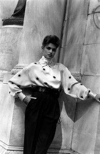 Cindy_Crawford_Perry_Ellis_FW1986_120.jpg