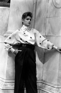 Cindy_Crawford_Perry_Ellis_FW1986_126.jpg