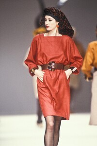 Cleo_Glyde_Yves_Saint_Laurent_SS1989_05.jpg