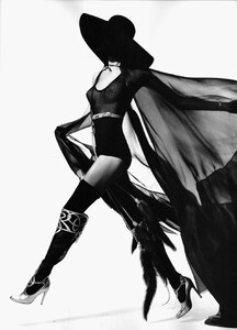 Daria_10.thumb.jpg.86754947f67a2cf2d68218a49d29d7dd.jpg