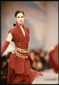 Deborah_Klein_Chanel_FW1989_04.jpg