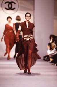 Deborah_Klein_Chanel_FW1989_05.jpg