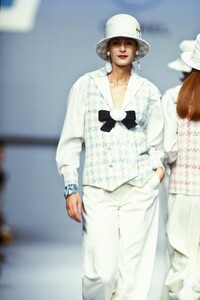 Deborah_Klein_Chanel_SS1989_03.jpg