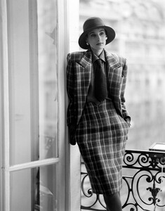 Deborah_Klein_Christian_Dior_FW1985_14.jpg