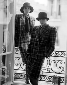 Deborah_Klein_Christian_Dior_FW1985_30.jpg