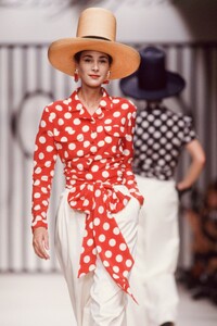 Deborah_Klein_Karl_Lagerfeld_SS1989.jpg