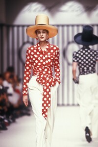 Deborah_Klein_Karl_Lagerfeld_SS1989_06.jpg