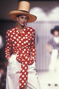 Deborah_Klein_Karl_Lagerfeld_SS1989_07.jpg