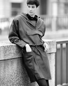 Deborah_Klein_Michel_Klein_FW1985_04.jpg