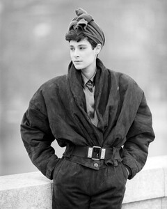 Deborah_Klein_Michel_Klein_FW1985_11.jpg