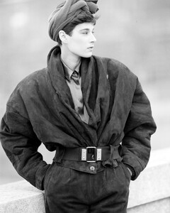 Deborah_Klein_Michel_Klein_FW1985_14.jpg