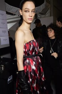 DiorbksF23191.thumb.jpg.22a530080c926f5014e856d572989f23.jpg