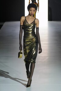 DolceeGabbF23018.thumb.jpg.e632677fbd086d97491244b91951ef11.jpg