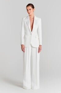 ECOM_NATASHA_BLAZER_CAMERON_TROUSERS_WHITE_1_8ab55a61-c1c8-4c92-beab-55436e927ba6_2000x.jpg