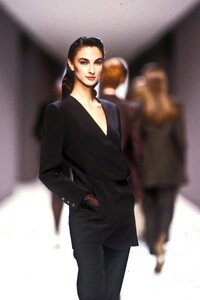 Elena_Kountoura_Claude_Montana_SS1990_06.jpg