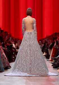 ElieSaabHCS24back14_1080x.jpg