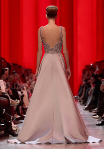 ElieSaabHCS24back62_1080x.jpg