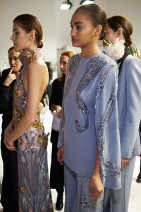 ElieSaabbksF23155.thumb.jpg.64a54b88a9c8ddbe91224973f4376ce9.jpg