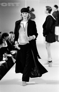 Eva_Escada_FW1994_34.jpg