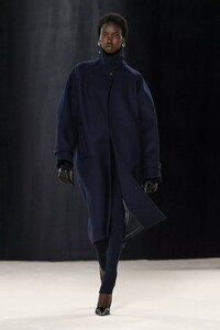 FerragamoF23001.thumb.jpg.a361625811c3affb6f4bf2f2b30ad219.jpg