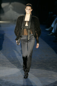 Gucci2005WomenFW59.thumb.jpg.5d0113301ff240fc89f1096b069ad0ca.jpg