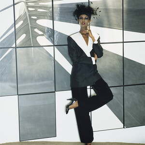 Iman_by_Norman_Parkinson_Town&Country_Oct1983.jpg.jpg