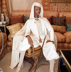 Iman_by_Norman_Parkinson_VogueIT_1976.jpg