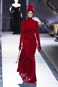 JeanPaulGaultier2003HauteCouture335.thumb.jpg.2ac9fa8298dab1b1fbf29d73230bf9f1.jpg