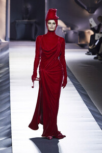 JeanPaulGaultier2003HauteCouture337.thumb.jpg.d6b7d4d4d41123bd292d43c5b2aef1e5.jpg