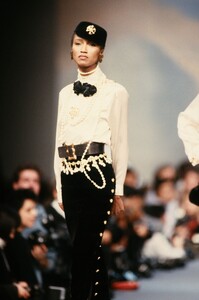 Katoucha_Chanel_FW1989_01.jpg