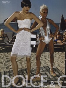 Klein_Dolce__Gabbana_Cruise_2009_01.thumb.jpg.1b6d8b67ab80e23a9ecc69c5891c812e.jpg
