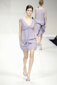 LaPerla2004SS8.thumb.jpg.07fb7193111dd0777c83e187bf80dfc3.jpg