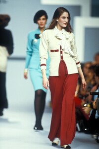 Laura_Lenee_Chanel_SS1989_04.jpg