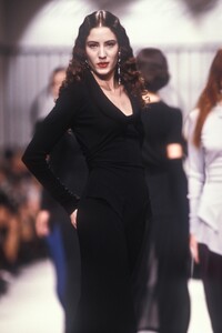 Laura_Lenee_Karl_Lagerfeld_SS1989_01.jpg