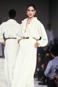 Laura_Lenee_Yves_Saint_Laurent_SS1989_09.jpg